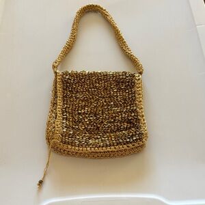 Elegant Gold Woven Coxktail Bag